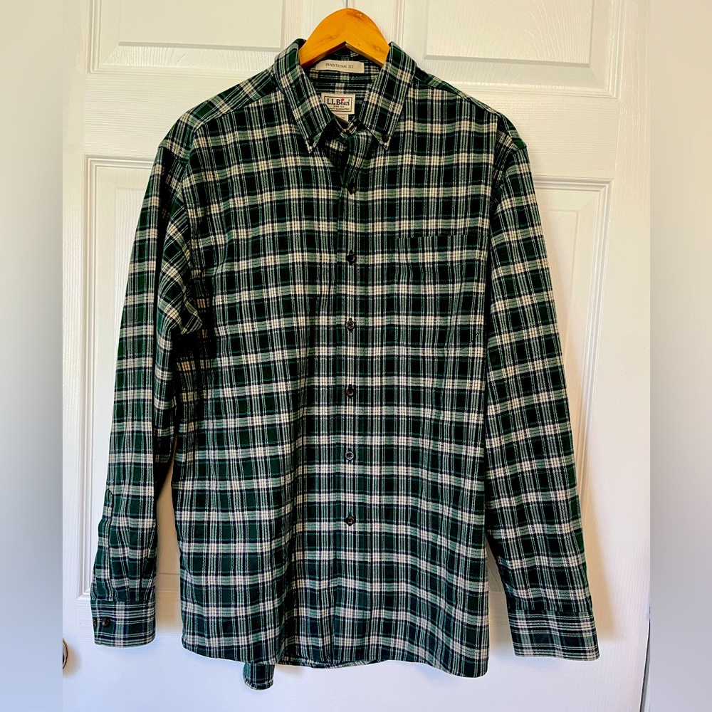 L.L Bean traditional fit shirt